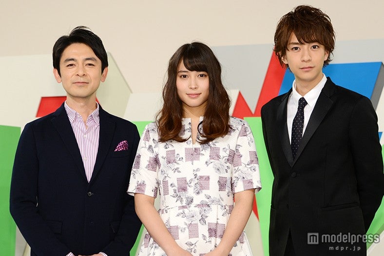 （左から）山田賢治キャスター、広瀬アリス、三浦翔平