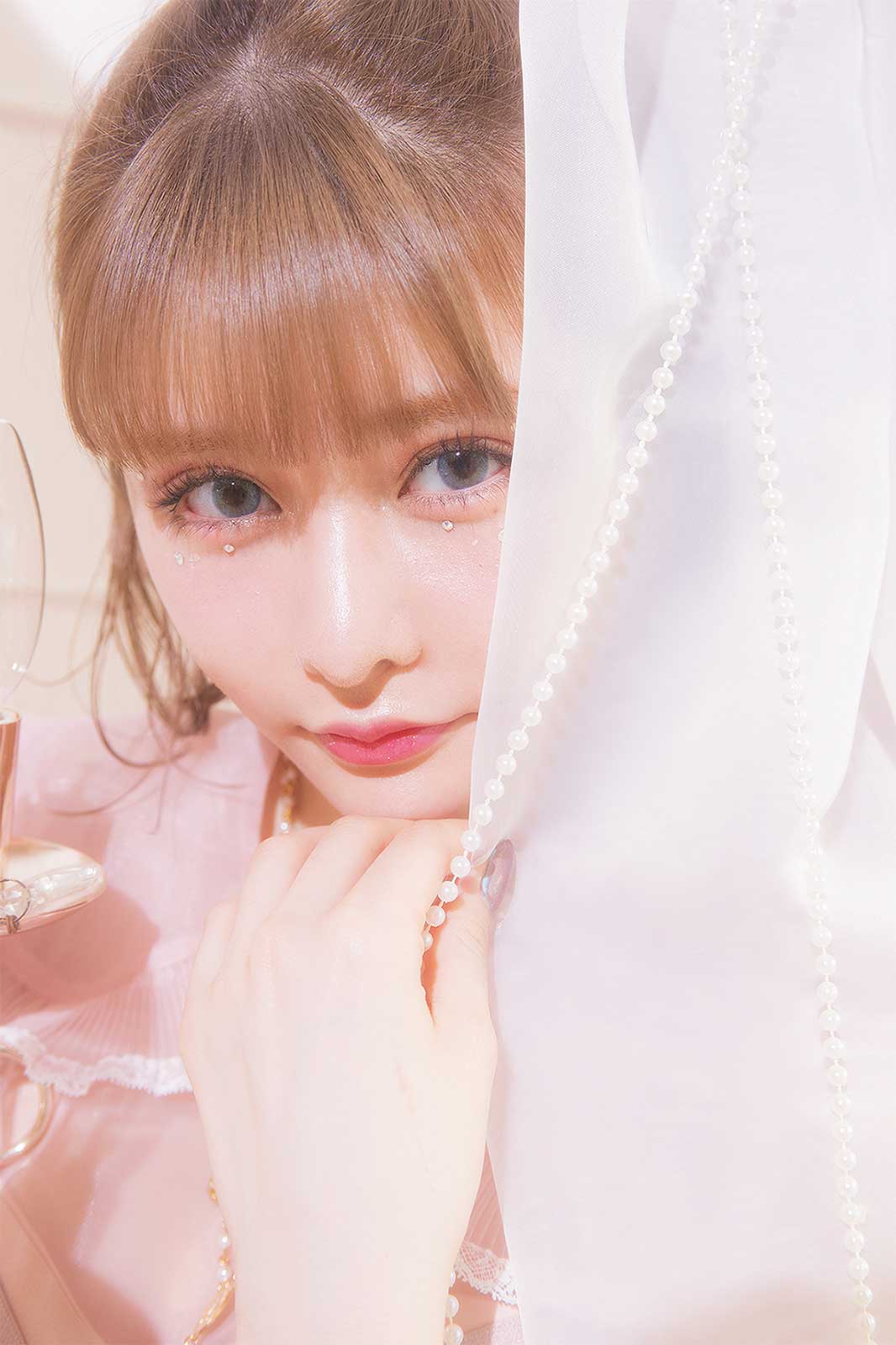 戦慄かなの 「LARME」049 Summerより（提供写真）