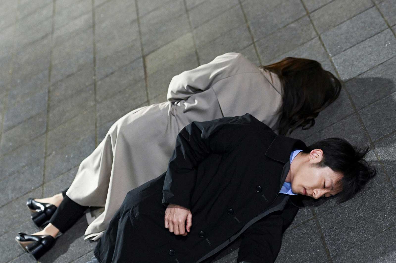 綾瀬はるか、高橋一生「天国と地獄 ～サイコな2人～」第8話より（C）TBS