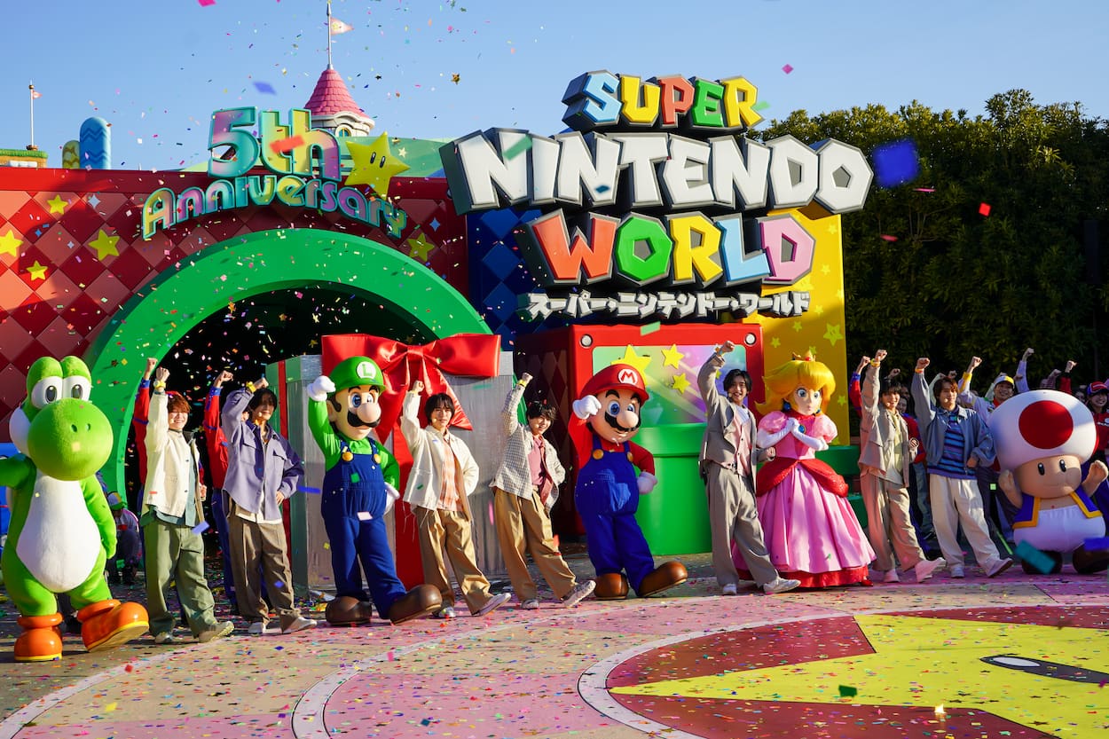 【USJ】なにわ男子も全員集合！「スーパー・ニンテンドー・ワールド」5周年セレモニーを徹底レポ。無敵の1年が幕開け