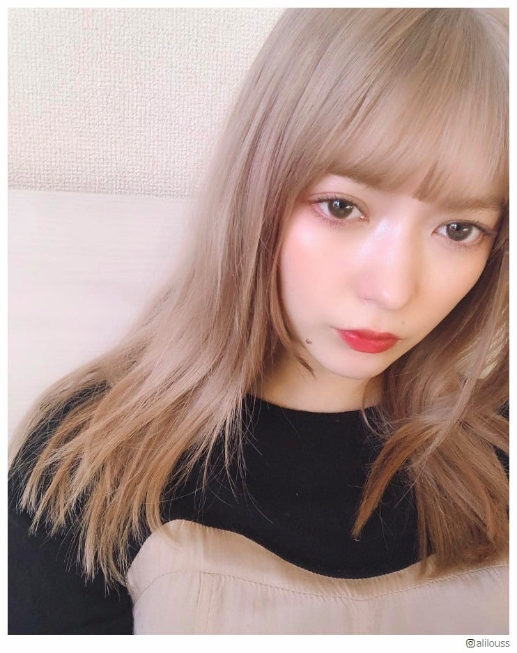 八木アリサ“人生初”金髪にイメチェン「最高に可愛い」「似合ってる」と絶賛の声殺到
