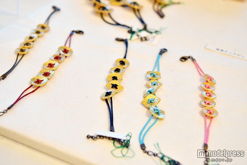 キュートな金箔アクセサリー