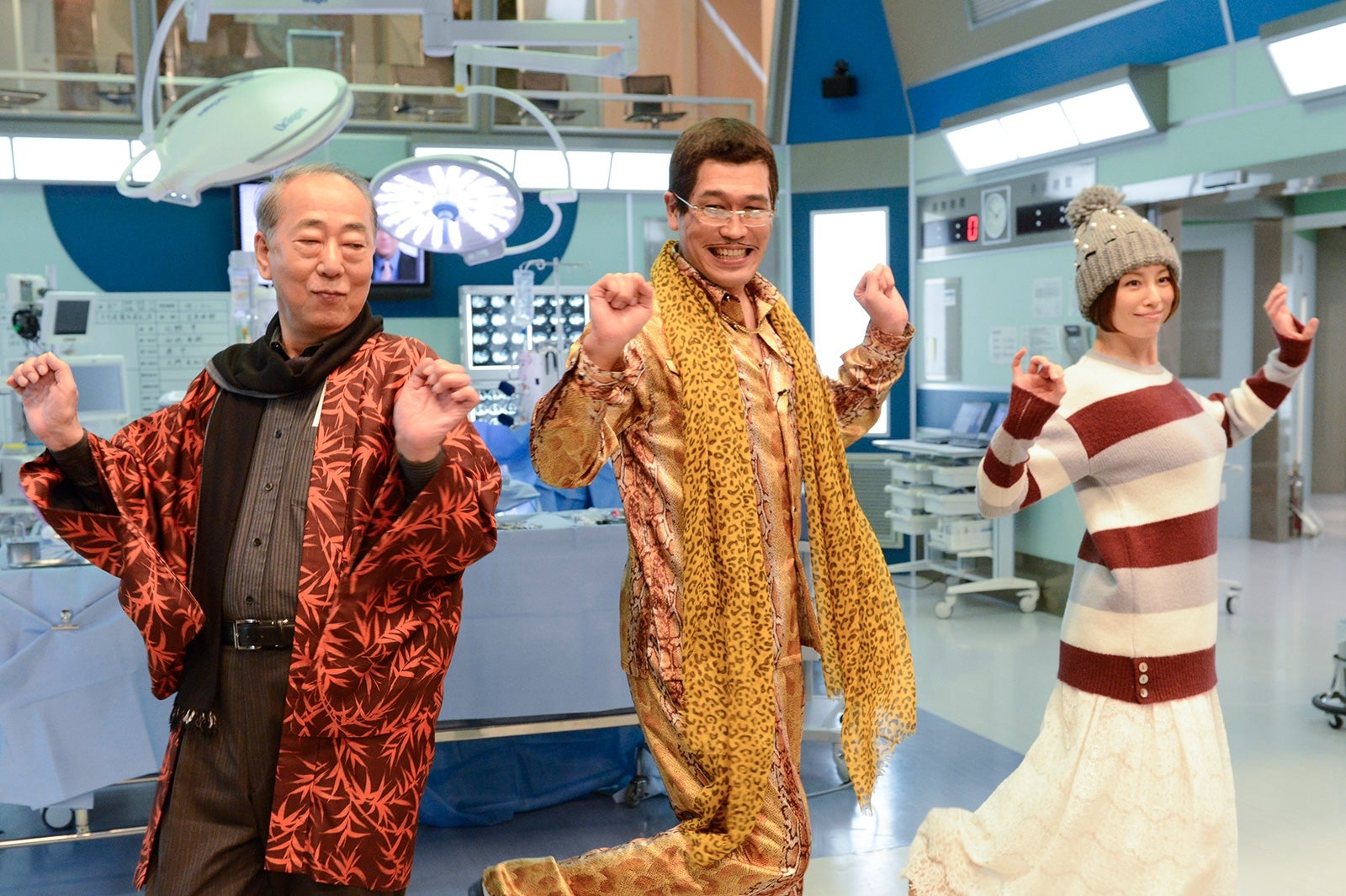 ドクターx 米倉涼子が Ppap ピコ太郎から熱血指導 モデルプレス ドクターx 米倉涼子が Ppap ピコ太郎から熱血指導 モデルプレス