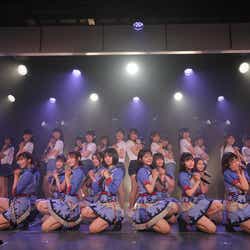 モデルプレス - NGT48、8ヶ月ぶり通常公演再開 センター清司麗菜「少しずつ前に進んでいけたら」