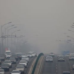 中国、GDP当たりCO2排出を過去5年で18.8%削減