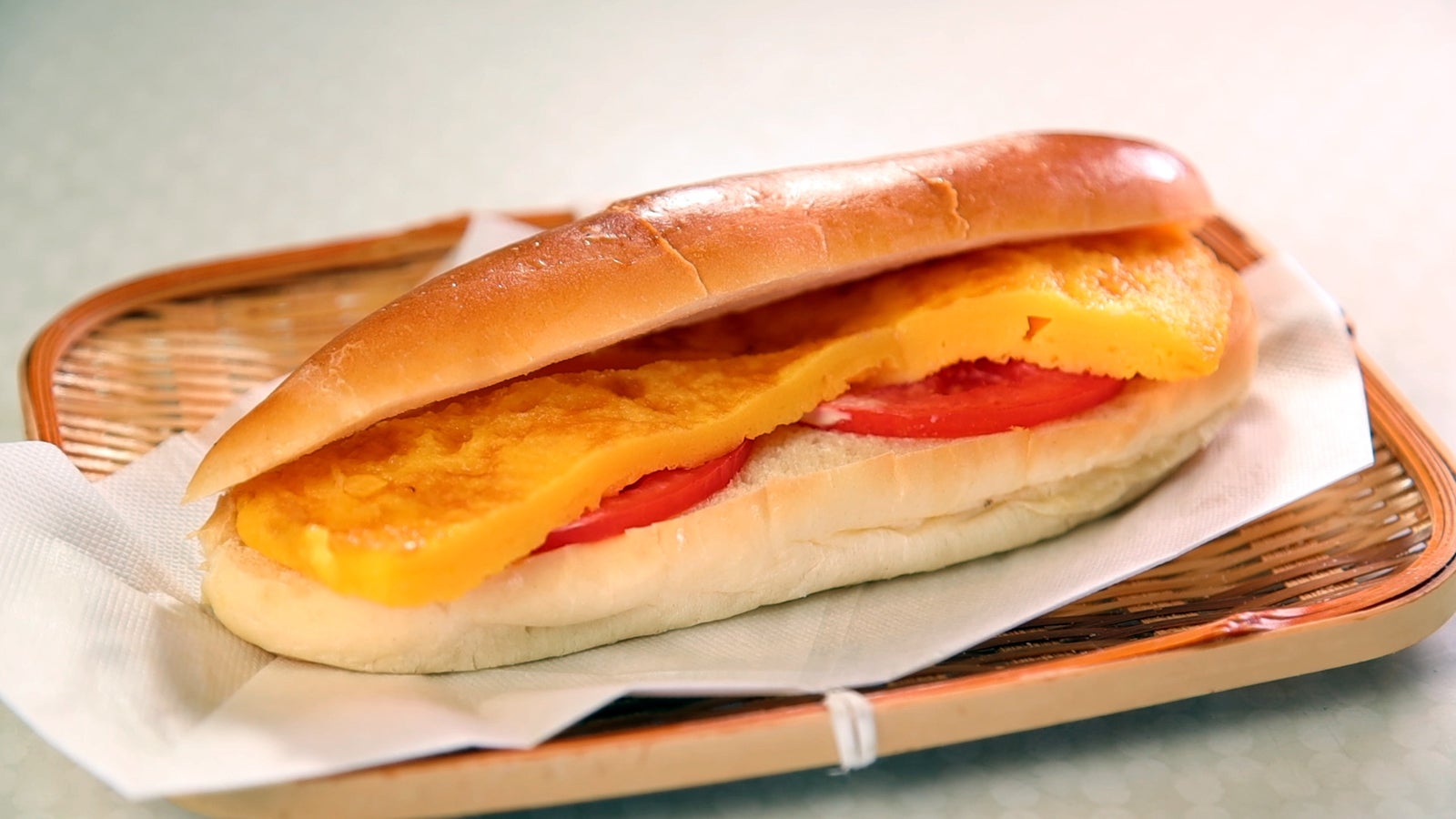 中村屋 玉子焼トマト（C）テレビ朝日