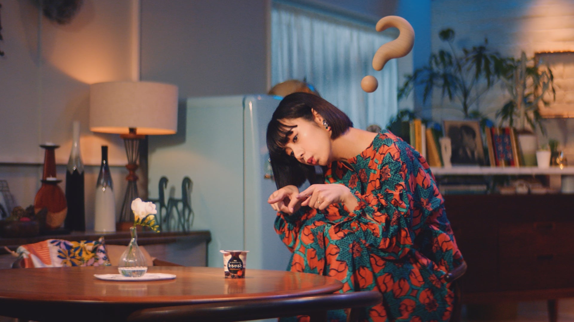 池田エライザ／「とろけると弁 出会い篇」より