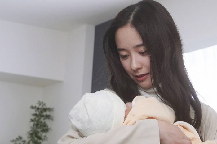 堀田真由 (C)フジテレビ