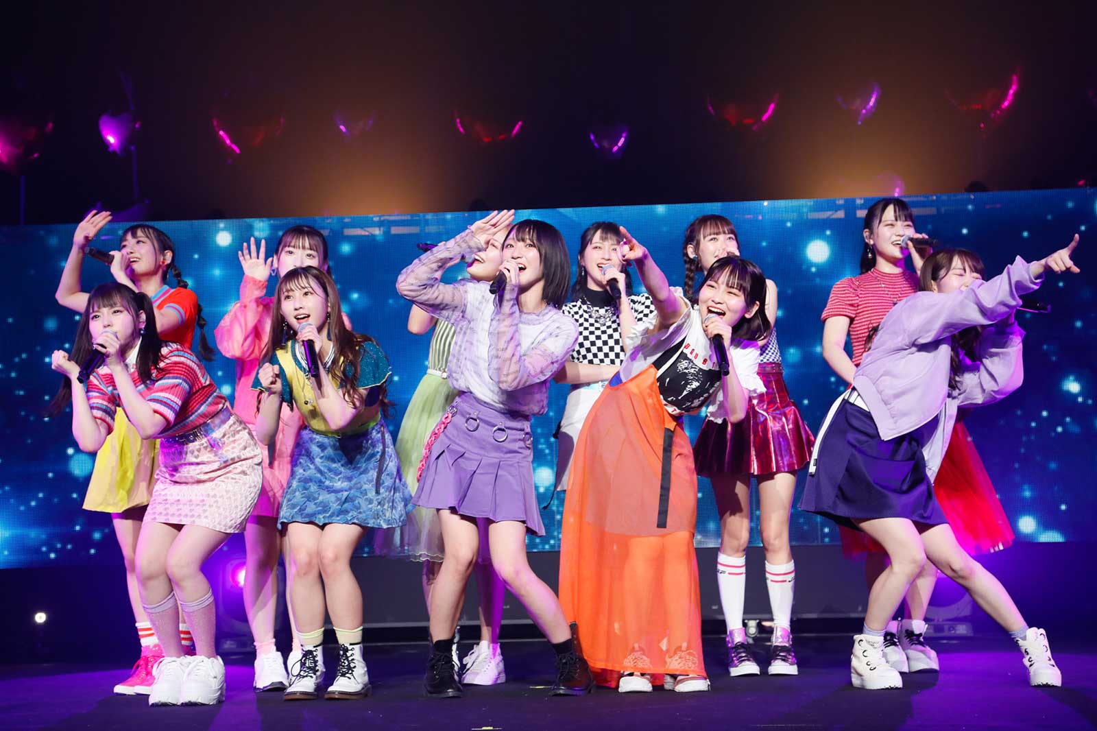 ＝LOVE、メンバーの地元巡る1stアルバムツアー初日開幕 野口衣織「ただいま」＜「全部、内緒。」レポート＞