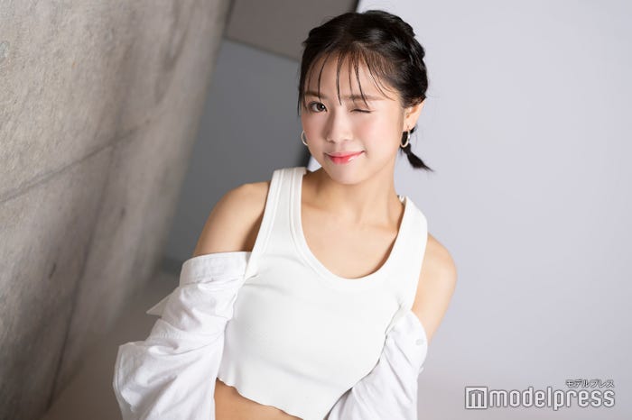 AINA(C)モデルプレス