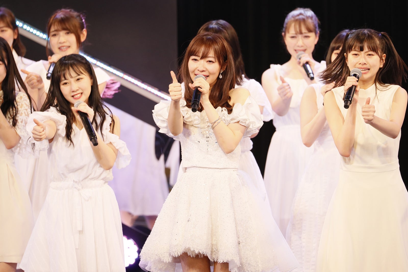 Wアンコールより／指原莉乃 卒業公演より（C）AKS