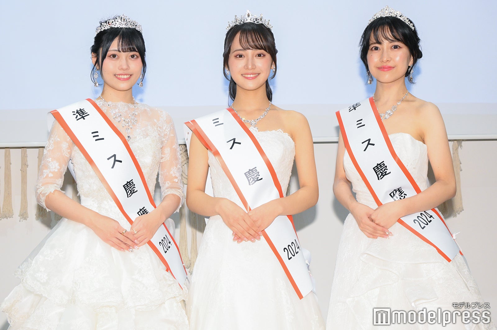 堤彩乃さん、齊藤美雅さん、土川満里奈さん（C）モデルプレス