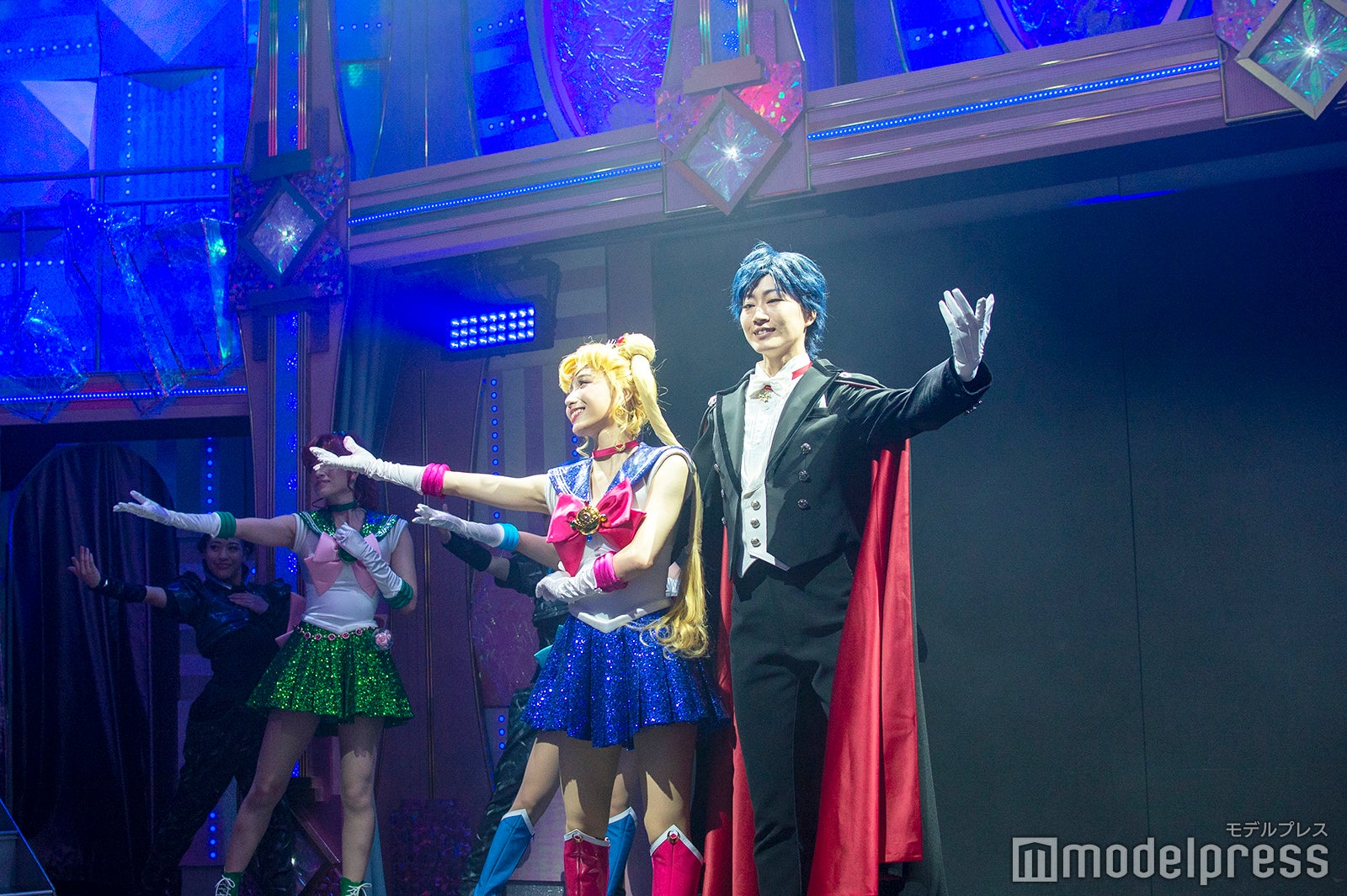ショーの様子（C）モデルプレス