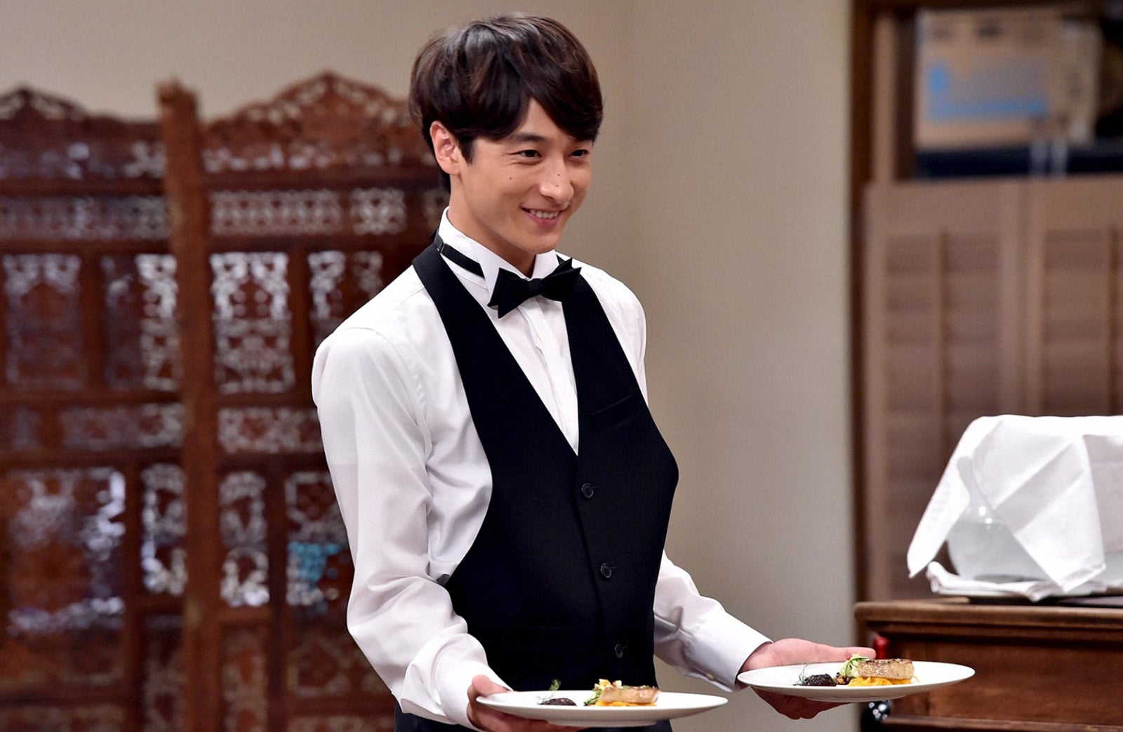 小関裕太／「Heaven？～ご苦楽レストラン～」第5話より（C）TBS