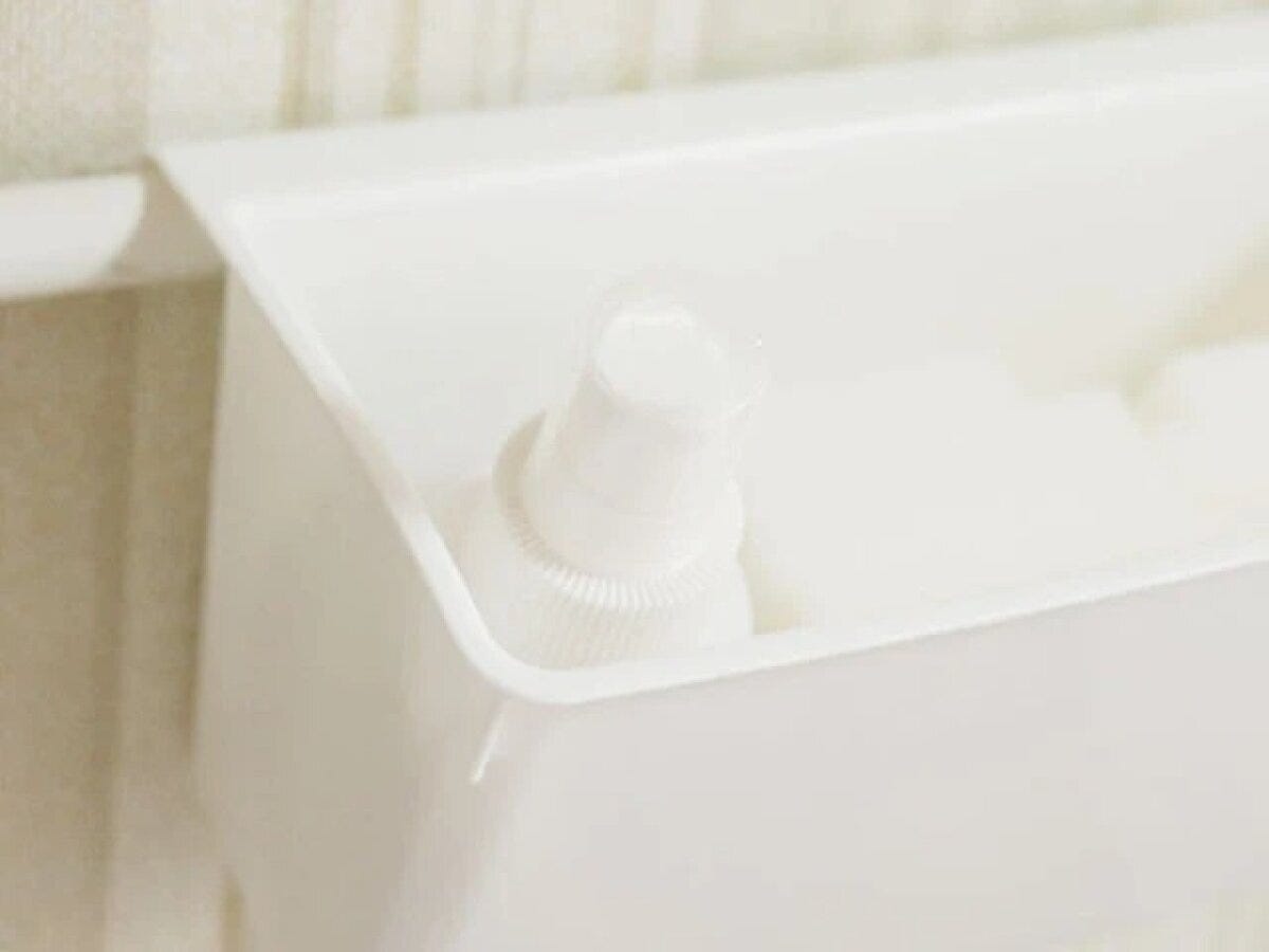 ダイソー　ハンギングポケット（ワイド、ホワイト）