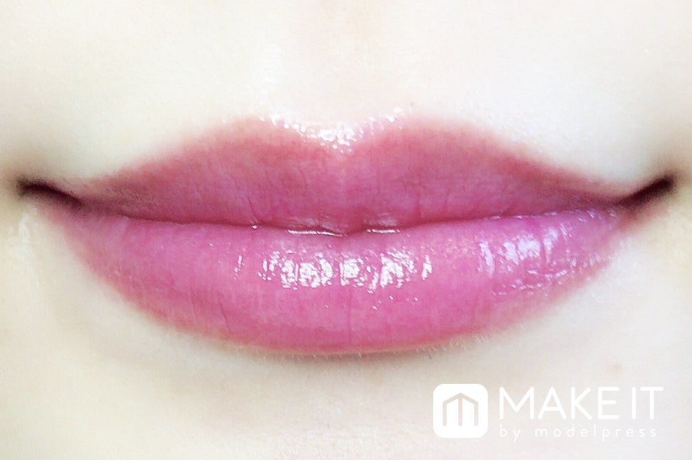 CHICCA／メスメリック リップスティック／35 グレープ 使用 (C)メイクイット