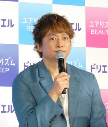 香取慎吾、開口一番に「りくりゅうの引退会見見てました」 “ほぼ裏”時間帯もネタに、報道陣に「こんなに集まっていただいて」