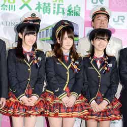 AKB48「チーム神奈川」（左から）岡田奈々、川栄李奈、大島涼花