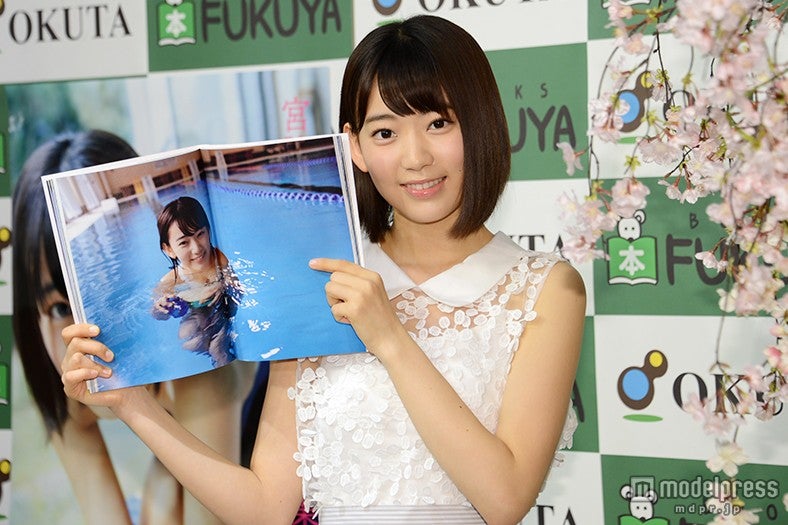 お気に入りショットを明かす宮脇咲良