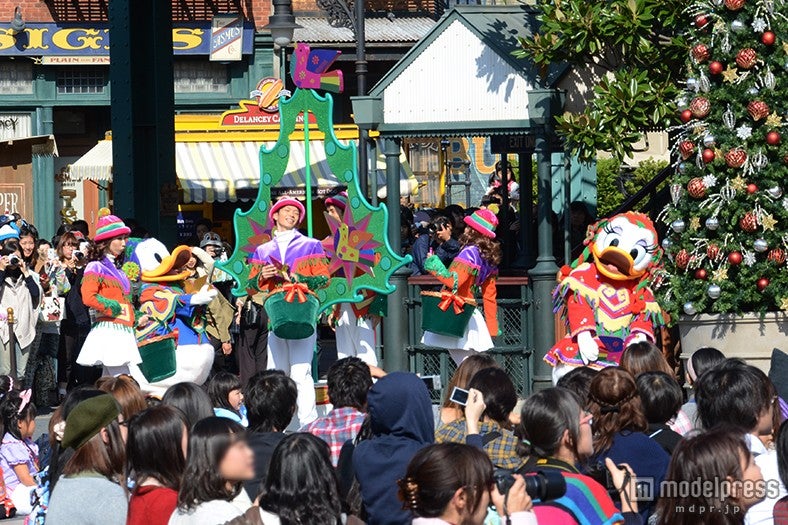 「ホリデーグリーティング・フロム・セブンポート」デイジー＆ドナルド