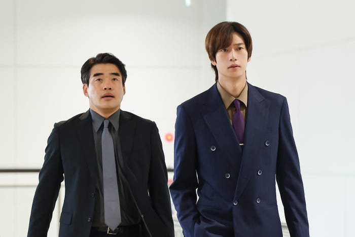 ジン・デヨン、ナ・イヌ「初恋DOGs」第8話(C)TBS