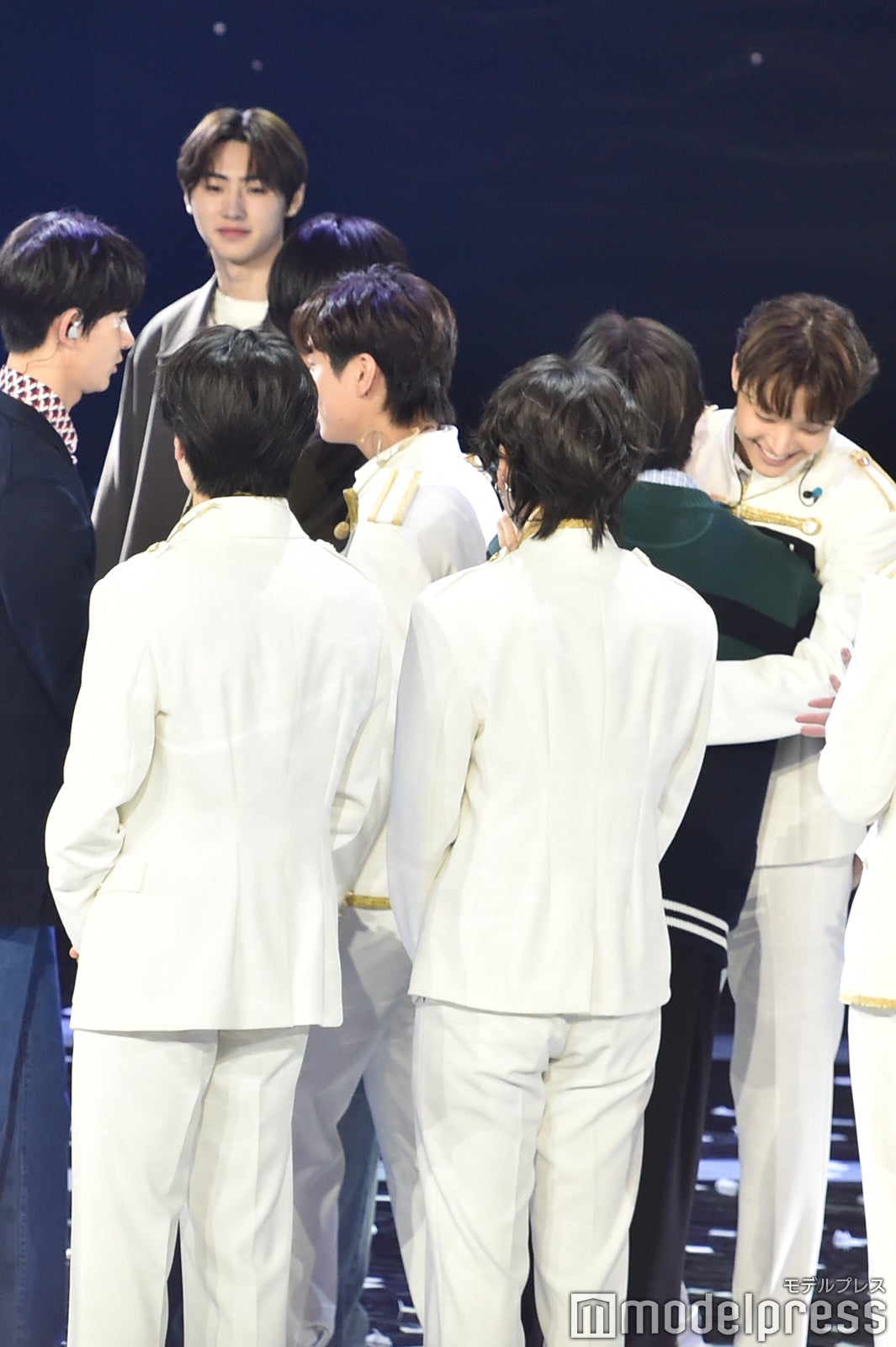 JUNGWON、EJI （C）モデルプレス