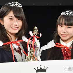 「女子高生ミスコン2017-2018」関西エリア予選／左から：グランプリ・ざわこさん＆準グランプリ・かなでっちさん（C）モデルプレス