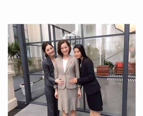 妊娠中の高垣麗子、佐々木希&武井咲と3ショット ふっくらお腹でハッピーオーラ全開