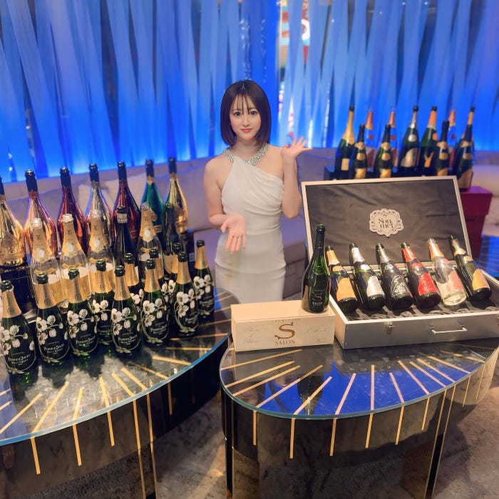 「妃翠」雫みおInstagramより