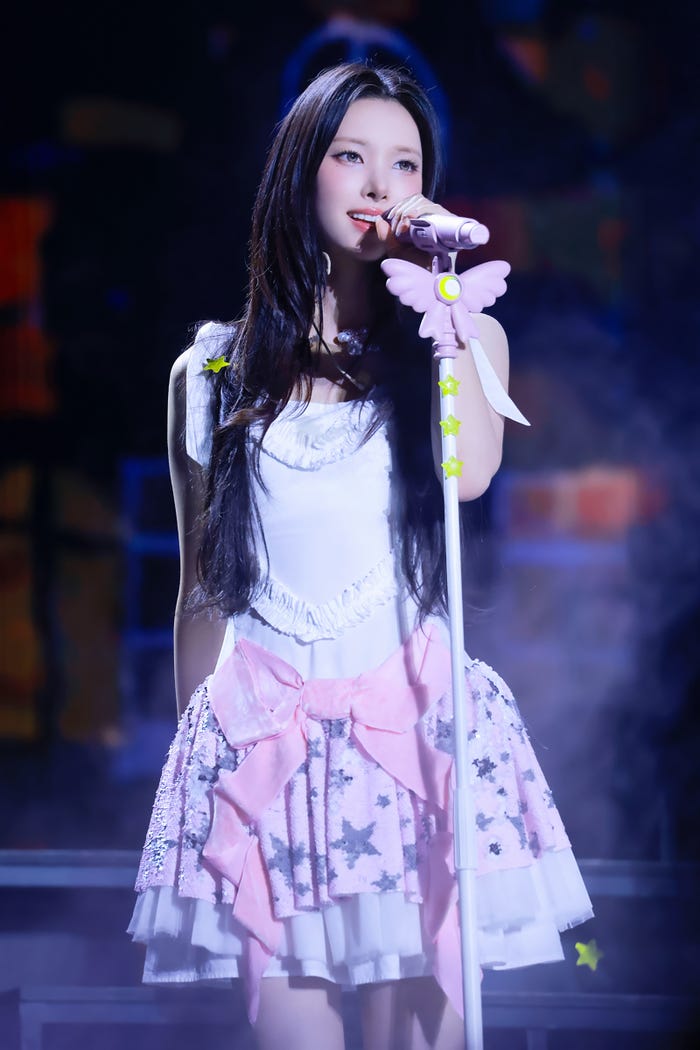 YUNAH(ユナ)(C)(P)&(C) BELIFT LAB Inc.