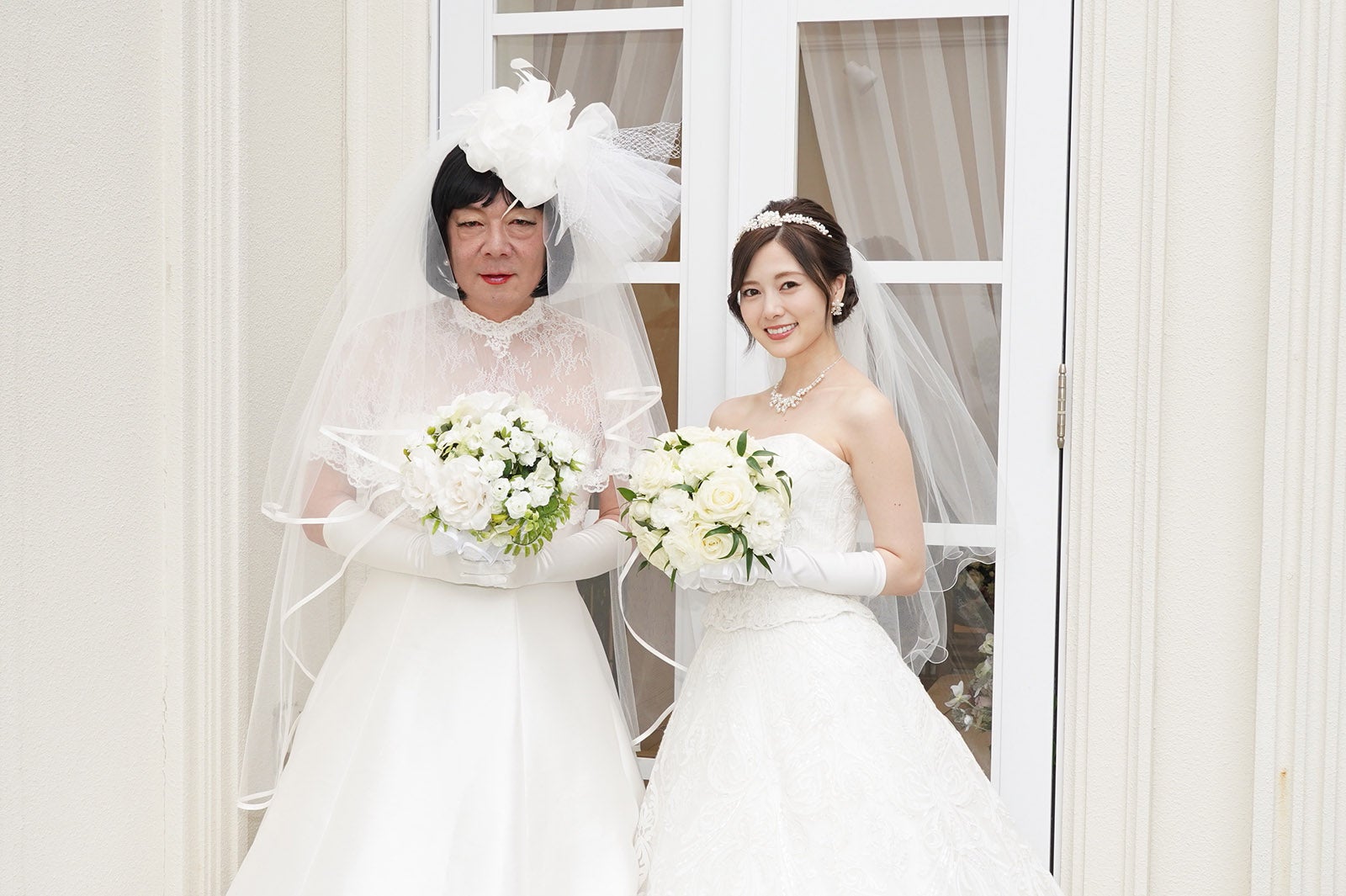 乃木坂46白石麻衣、古田新太とWウエディングドレス姿を披露＜俺
