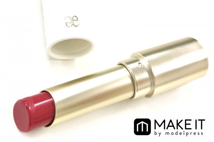 エレガンス クルーズ/ライブリー ルージュ/RD03/2,500円(税抜) (C)メイクイット