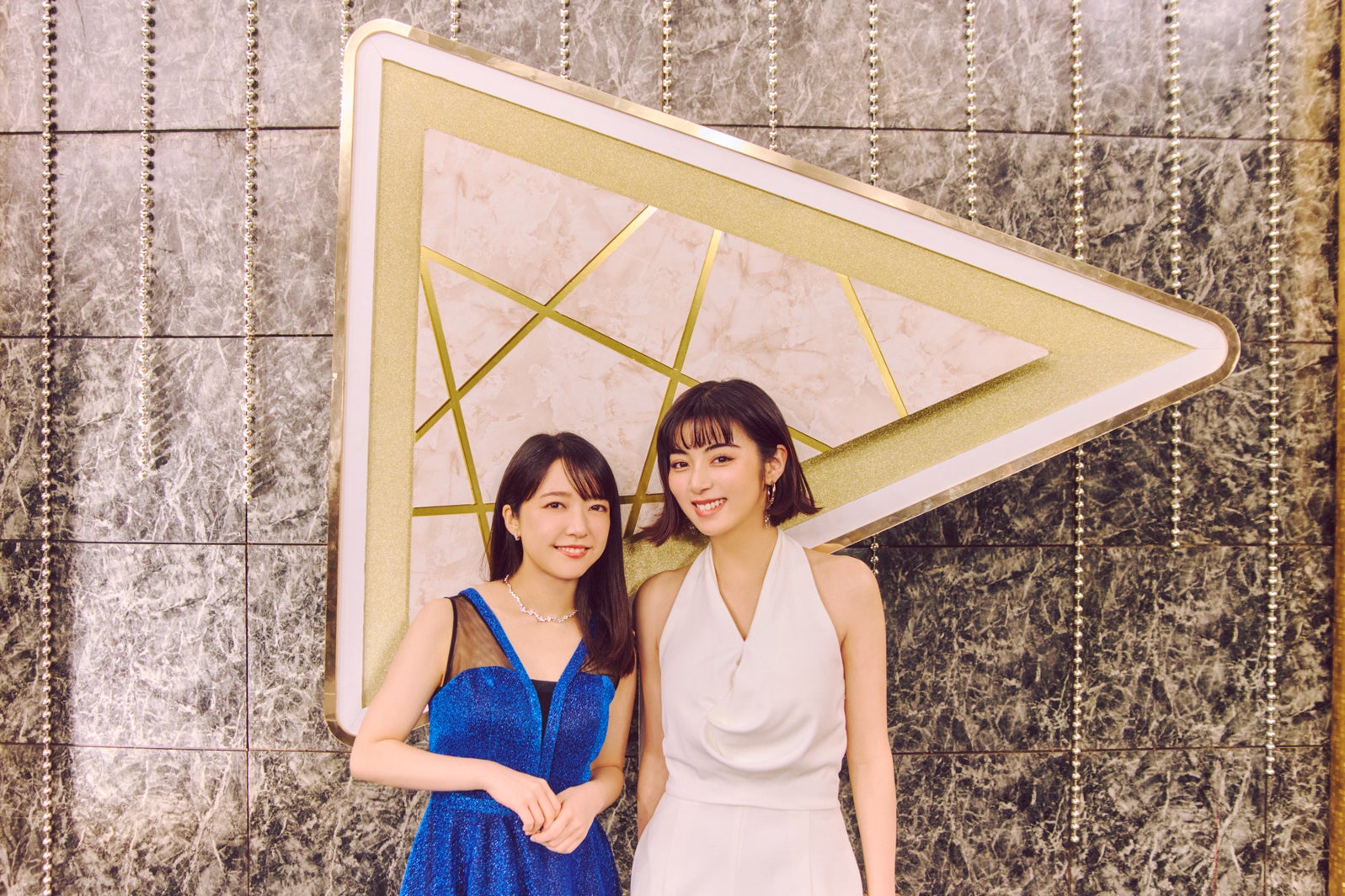 上白石萌音、池田エライザ（C）日本テレビ