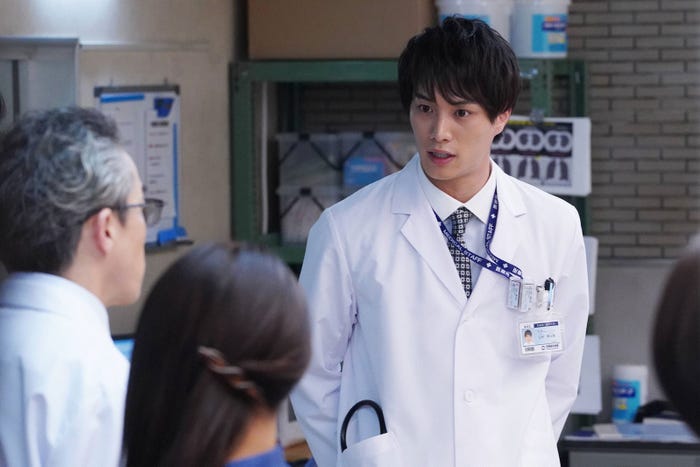 鈴木伸之/「ラジエーションハウス~放射線科の診断レポート~」第4話より(C)フジテレビ