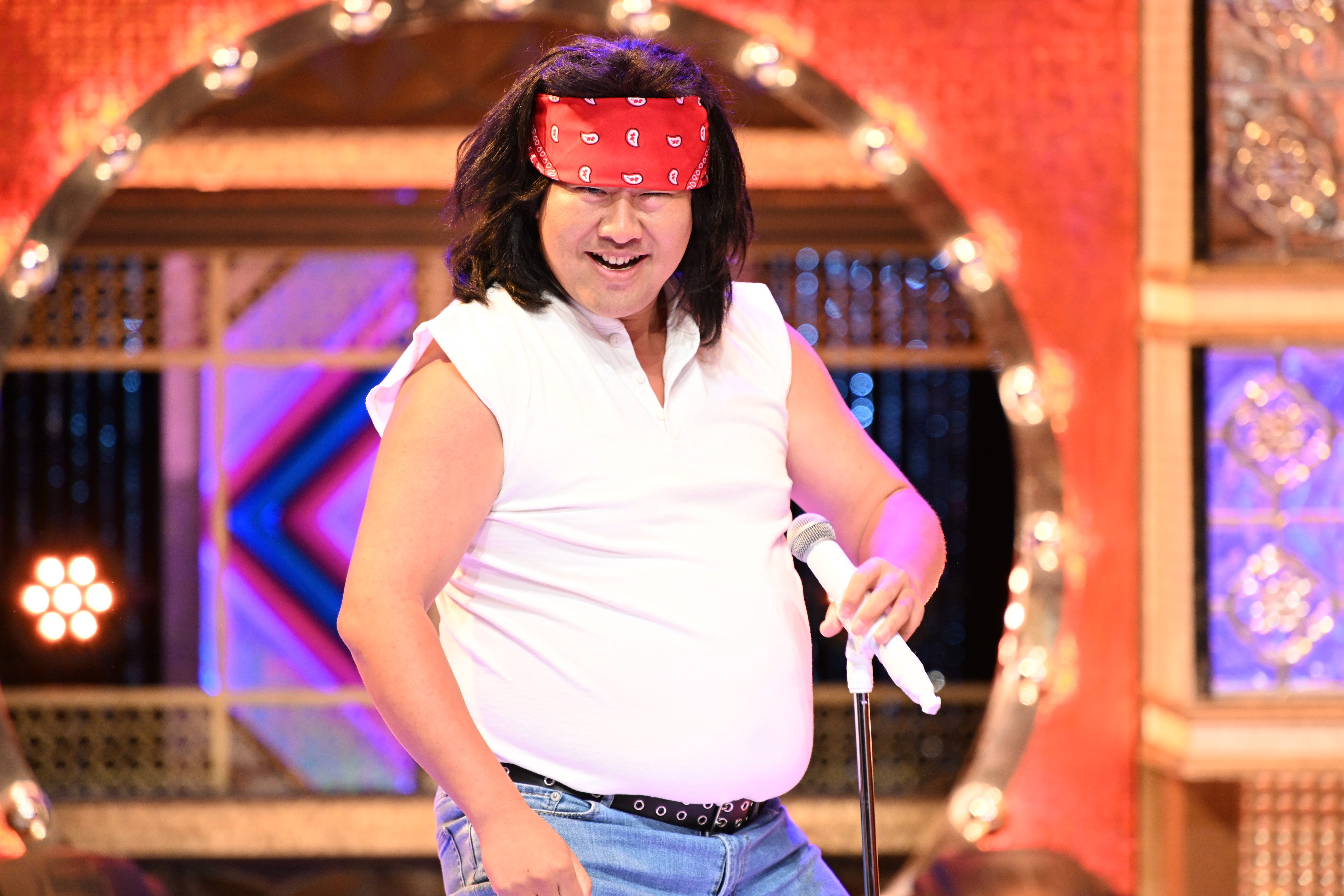 とにかく明るい安村（C）日本テレビ