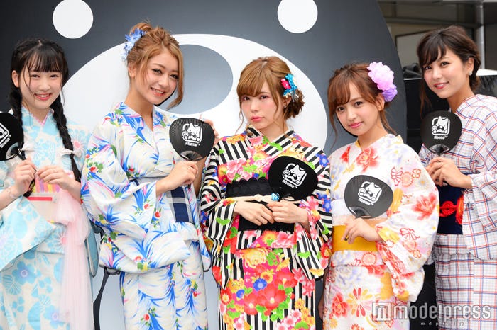 (左から)越智ゆらの、池田美優、益若つばさ、平尾優美花、石川恋(C)モデルプレス
