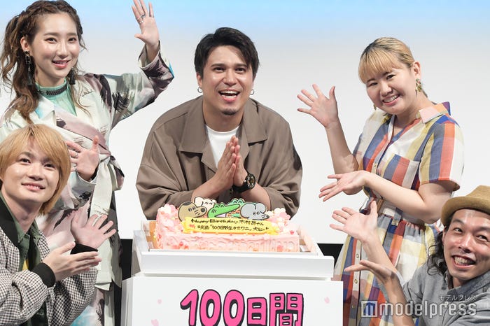 (左上から時計回りに)ファーストサマーウイカ、神木隆之介、ふくだみゆき監督、上田慎一郎監督、木村昴(C)モデルプレス