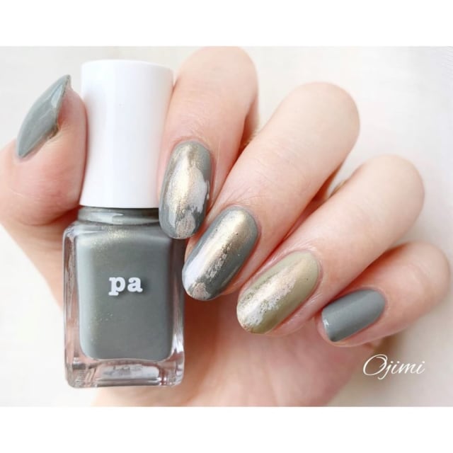 paネイルを使った秋のニュアンスネイル