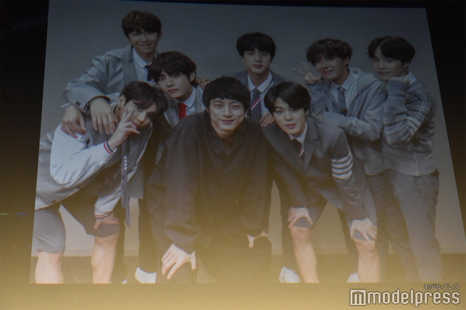 坂口健太郎、BTSとの思い出写真（C）モデルプレス