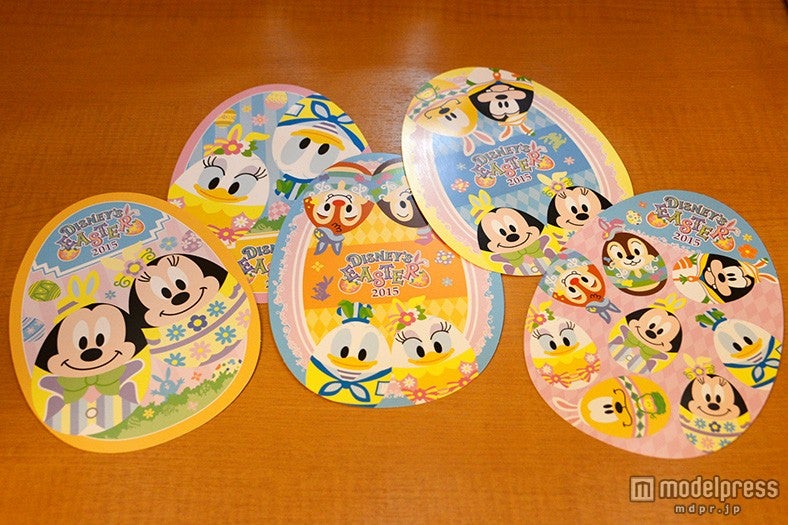 5つの異なるデザインのタマゴ型ポストカード