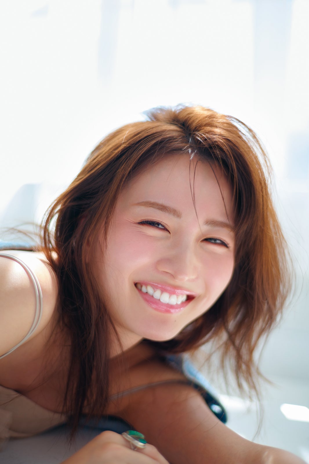 岡崎紗絵、専属モデル卒業に向け万感の思い込める「Ray」7回目の単独表紙