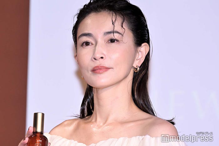 長谷川京子(C)モデルプレス