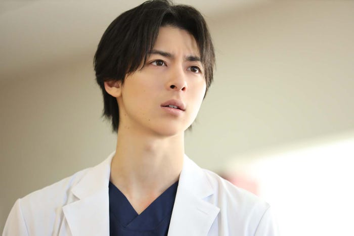 高杉真宙「となりのナースエイド」第6話より(C)日本テレビ