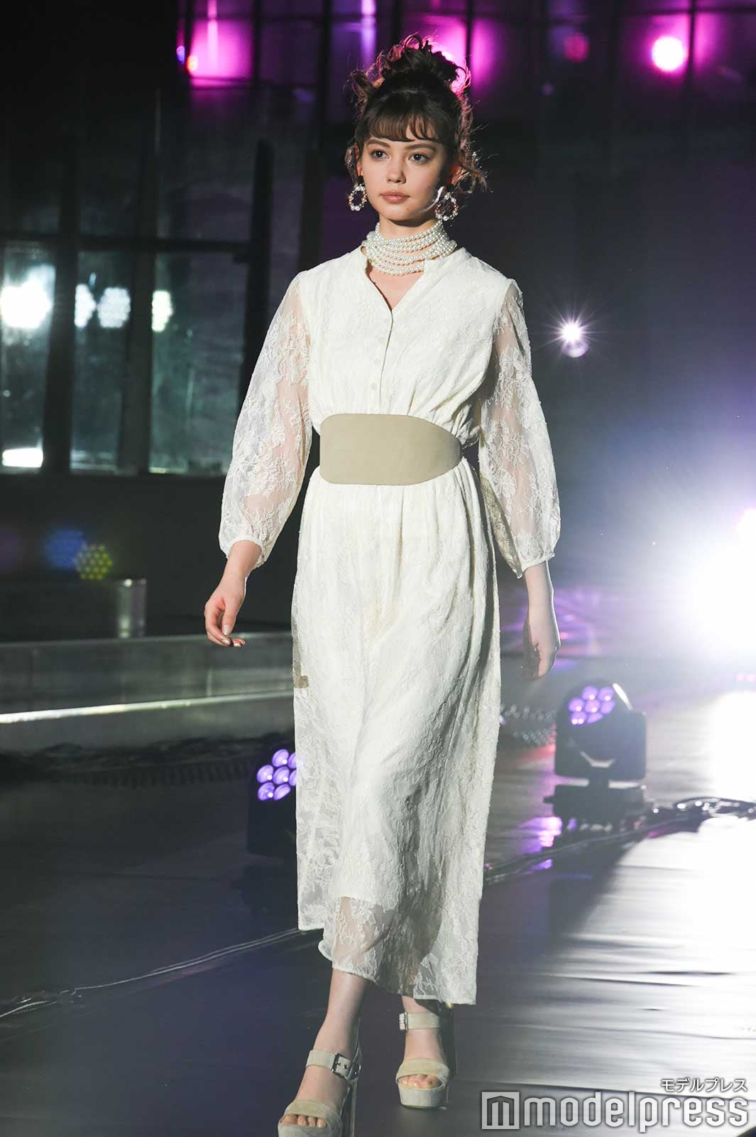 愛花 （C）モデルプレス