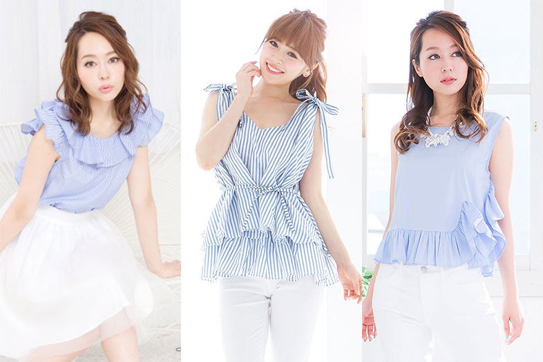 「ノースリ×サックスブルー」の涼感ブラウスで猛暑でも涼しげ！