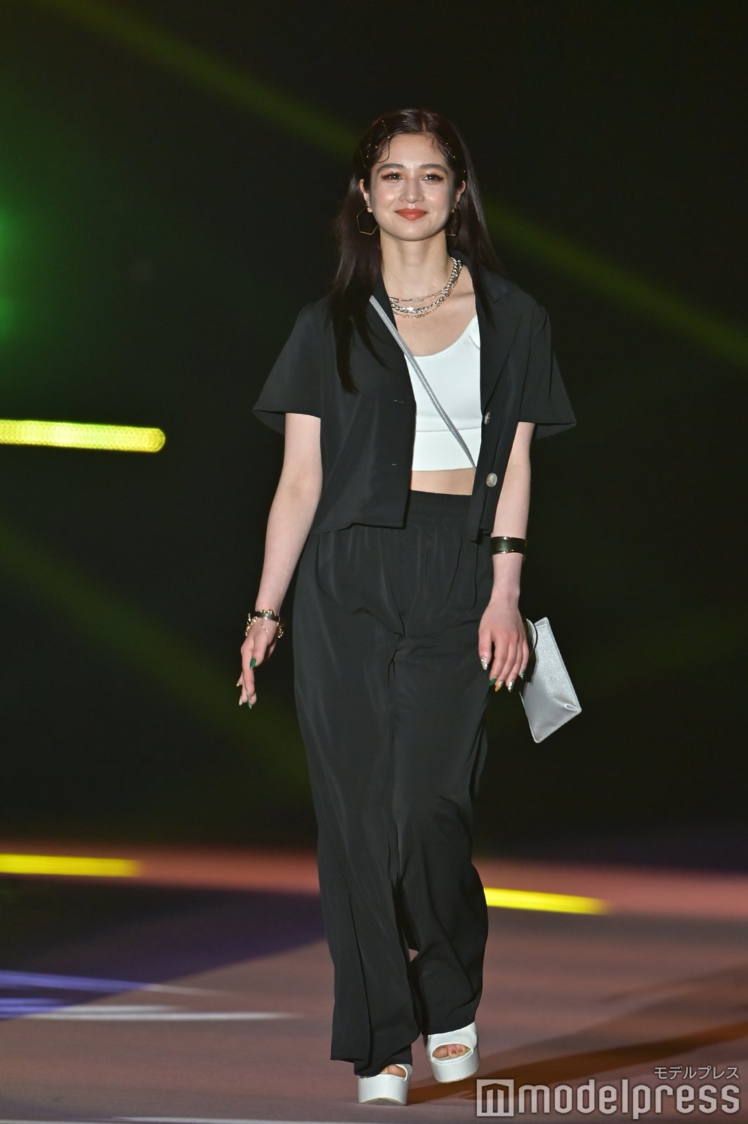 （C）モデルプレス