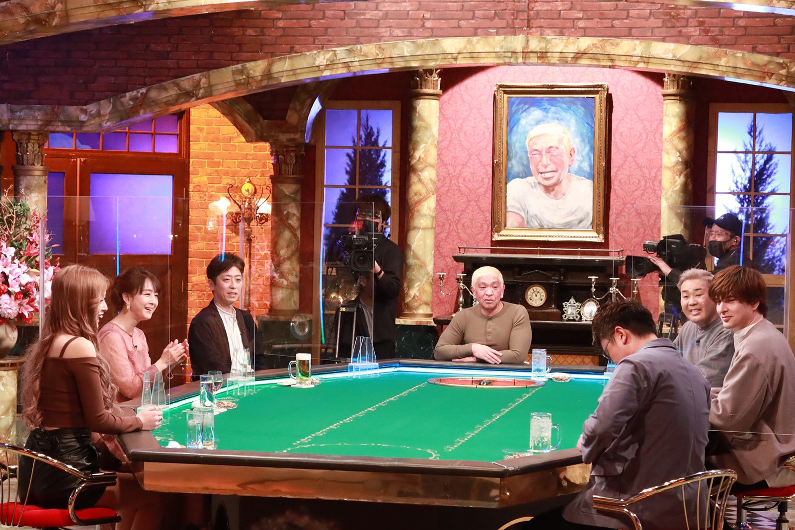 （左から）ゆうちゃみ、相田翔子、後藤輝基、松本人志、橋本直、岩尾望、城田優 （C）フジテレビ