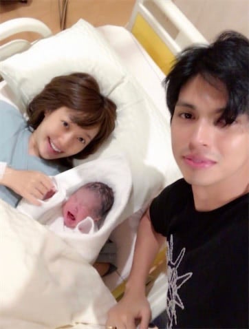 川崎希、長男9歳の誕生日に幼少期ショット公開「こんなちっちゃかったのか」
