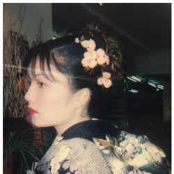 平野ノラ、"20年前"の成人式写真に「美人すぎ」と反響殺到 ...