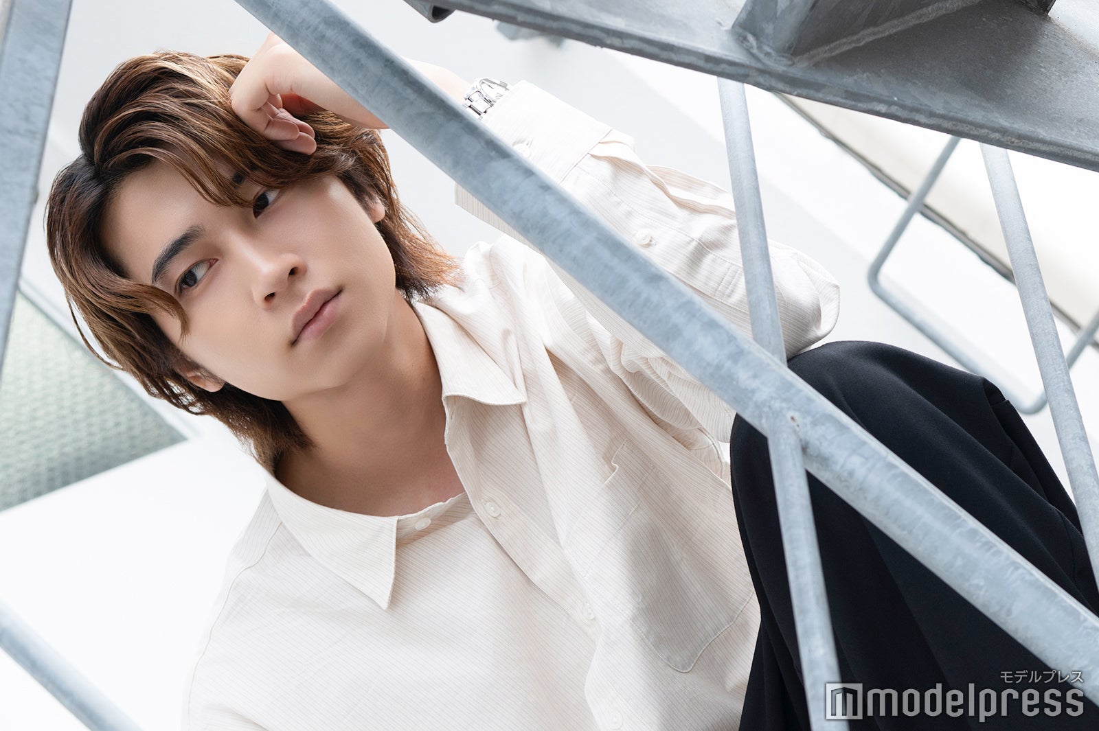 モデルプレスのインタビューに応えた庄司浩平（C）モデルプレス